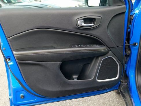 Used 2021 Jeep Compass Latitude image 16