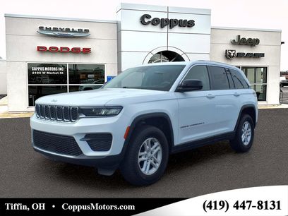 Used 2023 Jeep Grand Cherokee Laredo w/ Luxury Tech Group I