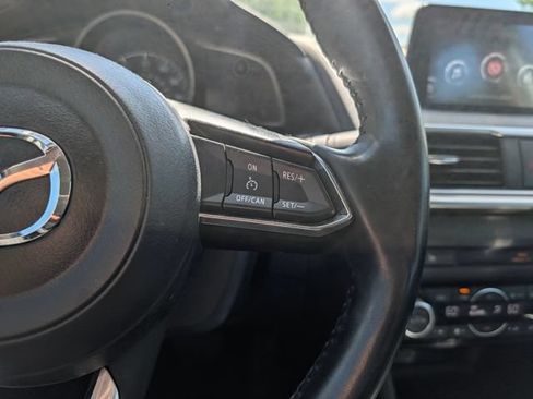 Used 2017 MAZDA MAZDA3 Touring FWD image 20
