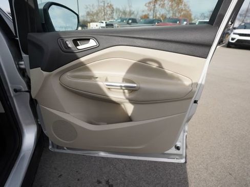 Used 2017 Ford Escape Titanium image 20