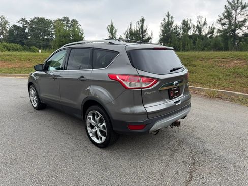 Used 2014 Ford Escape Titanium w/ Equipment Group 401A FWD image 4
