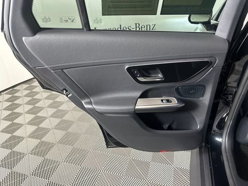 Certified 2026 Mercedes-Benz GLC 300 image 24