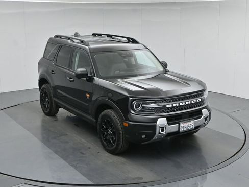 Certified 2025 Ford Bronco Sport Badlands image 42