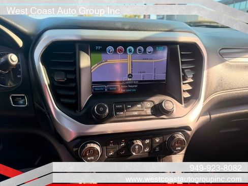 Used 2017 GMC Acadia SLT FWD image 14