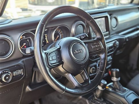 Used 2021 Jeep Wrangler Unlimited Sport image 18