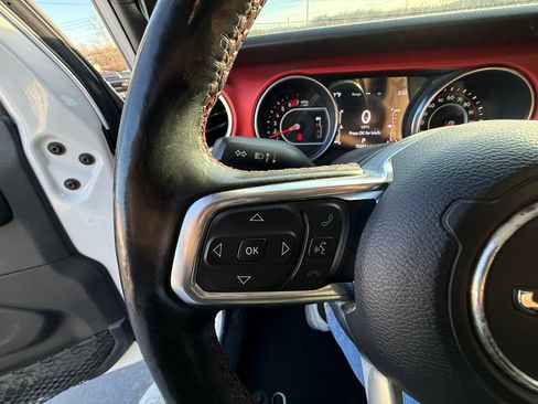 Used 2019 Jeep Wrangler Unlimited Rubicon w/ Dual Top Group image 18