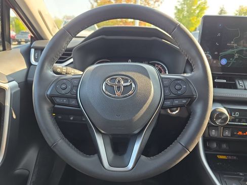 Used 2025 Toyota RAV4 XLE Premium w/ Weather Package AWD/4WD image 20