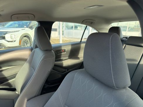 Used 2023 Toyota Corolla LE image 12