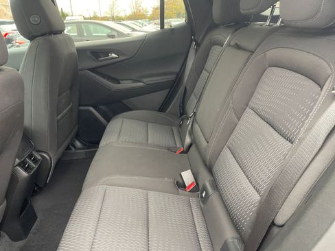 Used 2025 Chevrolet Equinox LT image 25