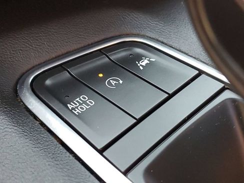 Used 2024 Cadillac Escalade Premium Luxury w/ LPO, Floor Liner Package AWD/4WD image 25