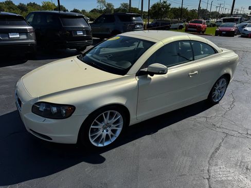 Used 2009 Volvo C70 T5 FWD image 35