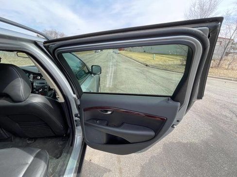 Used 2008 Volvo XC70 3.2 image 28