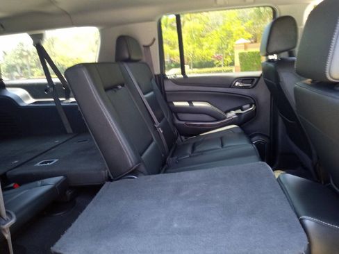 Used 2015 Chevrolet Suburban LT w/ Max Trailering Package image 19