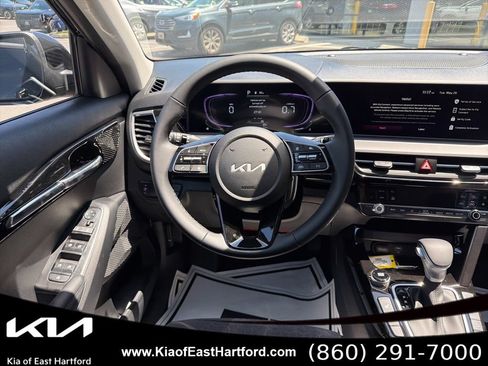 New 2026 Kia Seltos S AWD/4WD image 23
