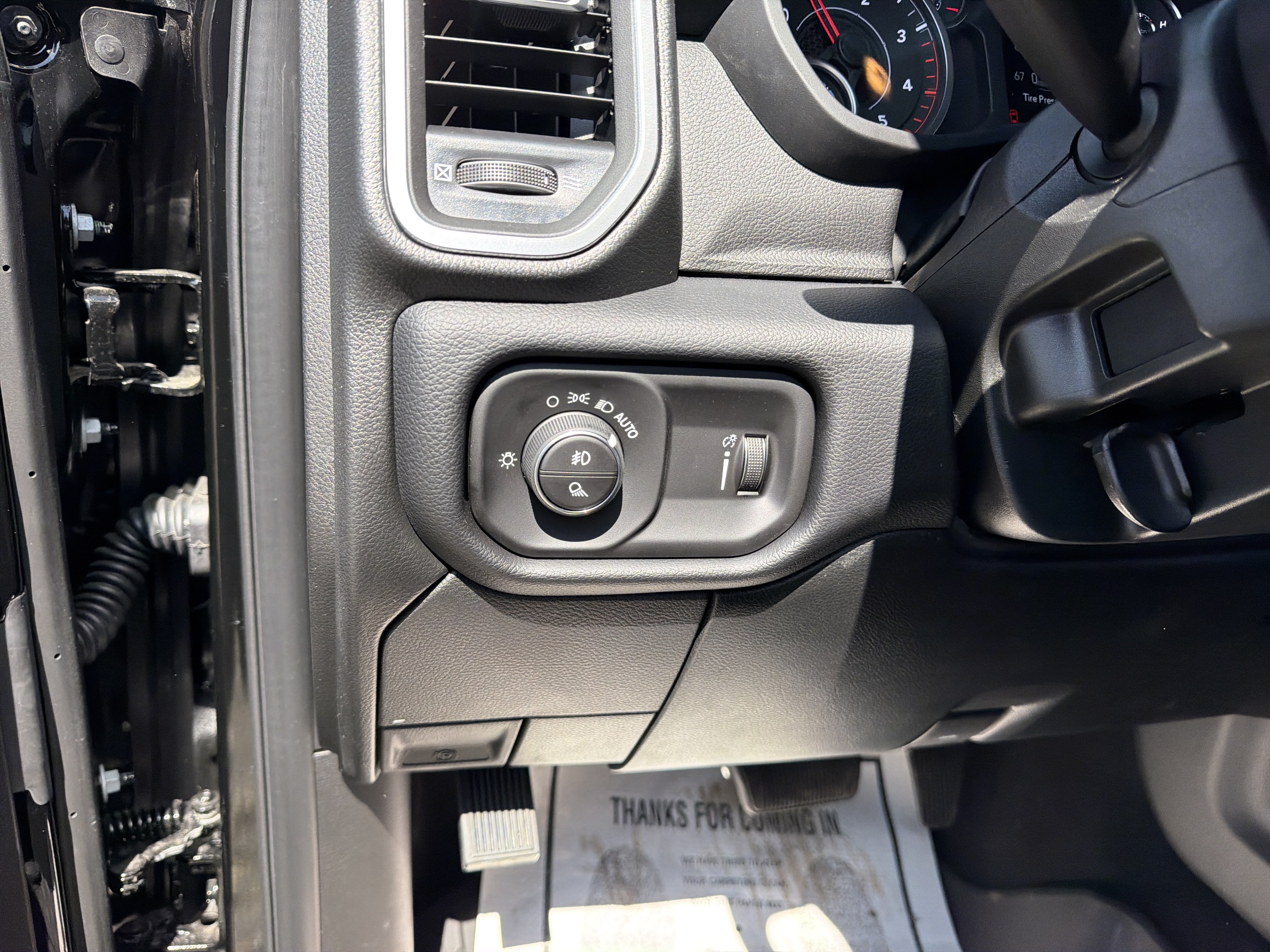 New 2026 RAM 2500 Big Horn AWD/4WD image 17