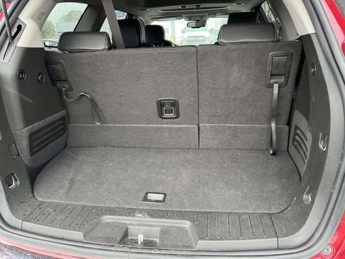 Used 2014 Buick Enclave Leather FWD image 10