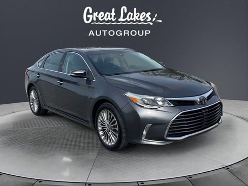 Used 2018 Toyota Avalon Limited w/ All Weather Liner Package FWD image 7