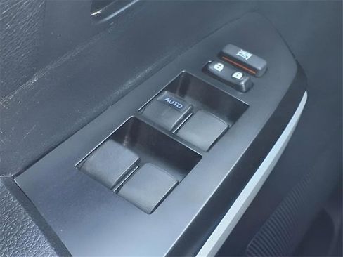 Used 2019 Toyota Tundra SR5 image 18