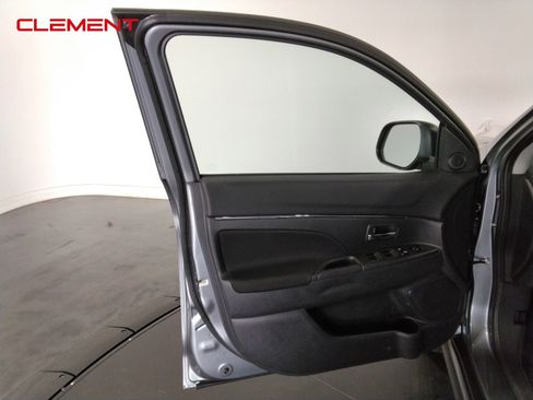 Used 2024 Mitsubishi Outlander Sport ES image 19