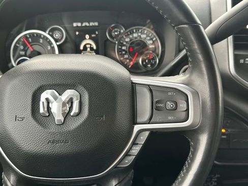 Used 2024 RAM 3500 Big Horn image 24