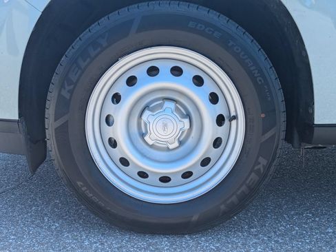 Certified 2023 Ford Maverick XL FWD image 10