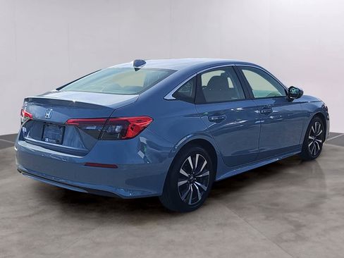 Used 2024 Honda Civic EX image 4