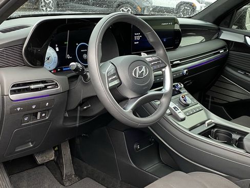 Used 2025 Hyundai Palisade Calligraphy image 10