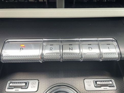 New 2026 Lincoln Nautilus Premier image 17