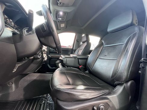 Used 2020 Chevrolet Silverado 1500 LTZ image 8