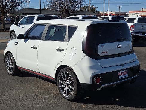 Used 2019 Kia Soul ! w/ Technology Package image 3