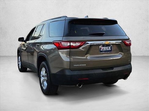 Used 2020 Chevrolet Traverse LT image 6