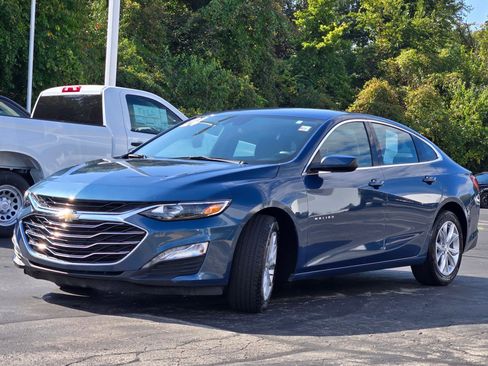 Used 2024 Chevrolet Malibu LT image 4