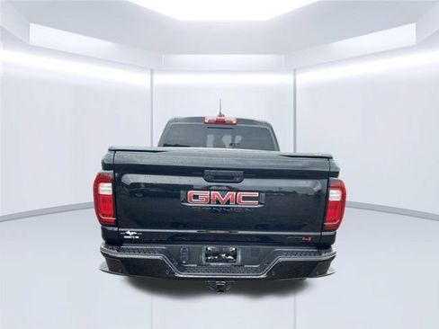 Used 2023 GMC Canyon AT4 w/ Canyon Safety Plus Package AWD/4WD image 9