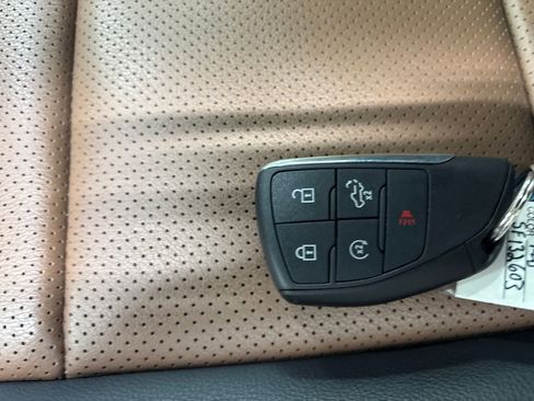 Certified 2025 Chevrolet Silverado 3500 High Country image 29