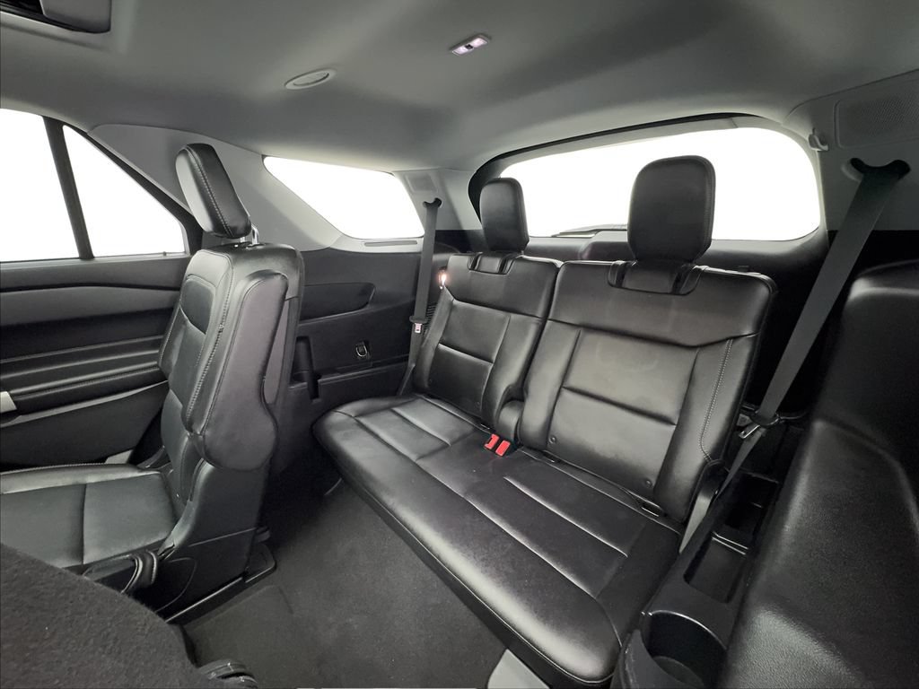 Used 2020 Ford Explorer Limited RWD image 27