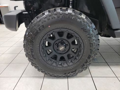 Used 2013 Jeep Wrangler Sport AWD/4WD image 34