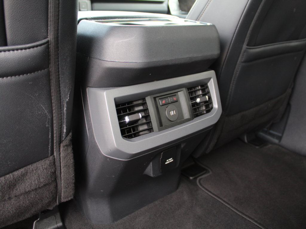 Used 2026 Ford F250 Lariat AWD/4WD image 13