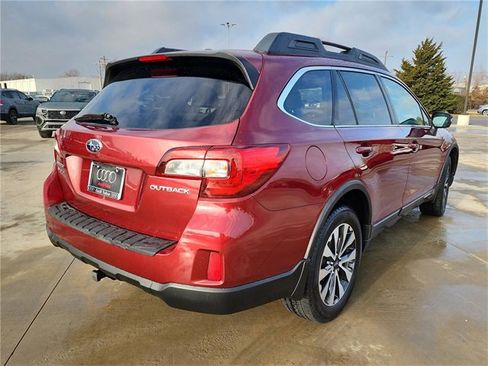 Used 2015 Subaru Outback 2.5i Limited image 7