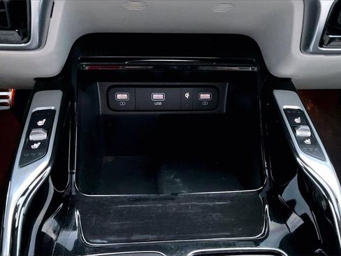 Certified 2022 Kia Sorento SX Prestige w/ Panoramic Sunroof Package image 34