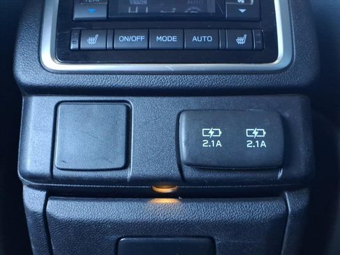 Certified 2022 Subaru Ascent Limited w/ Technology Package image 35