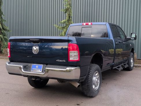 Used 2024 RAM 2500 Tradesman w/ Chrome Appearance Group image 6
