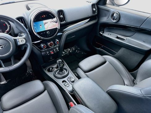 Used 2024 MINI Cooper Countryman S w/ Premium Package FWD image 24
