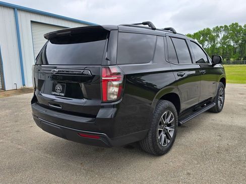 Used 2024 Chevrolet Tahoe Z71 w/ Luxury Package AWD/4WD image 5