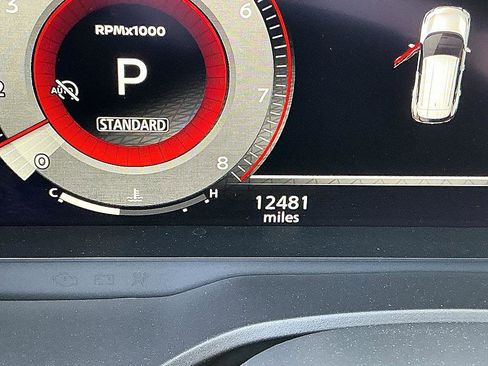 Used 2025 Nissan Rogue SL image 15