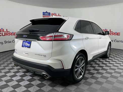 Certified 2019 Ford Edge Titanium w/ Equipment Group 301A FWD image 3