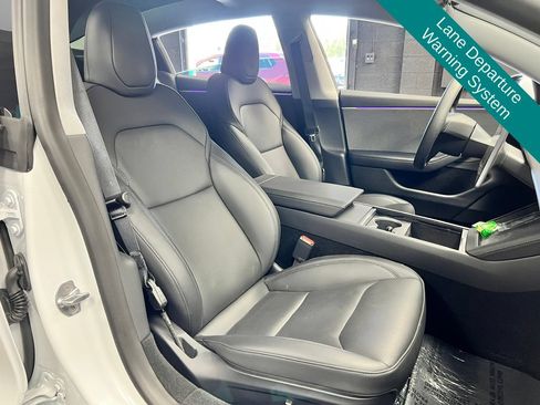Used 2025 Tesla Model 3 Long Range RWD image 8