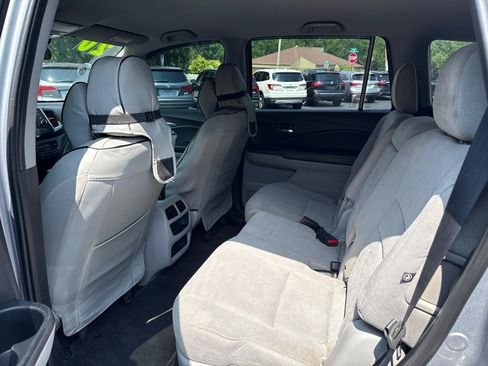 Used 2020 Honda Pilot LX image 14