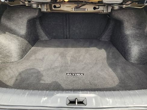 Used 2024 Nissan Altima 2.5 SV image 33