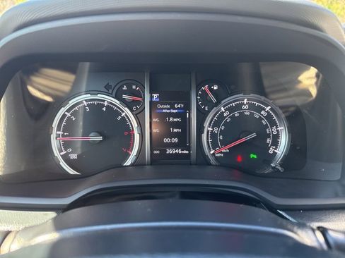 Used 2023 Toyota 4Runner Limited image 21