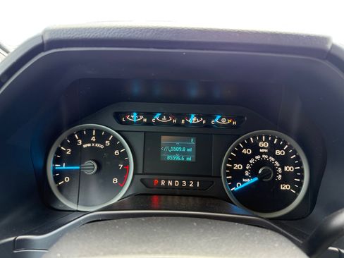 Used 2016 Ford F150 XLT RWD image 11